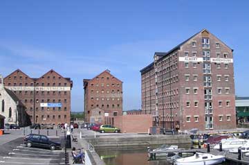 Albert Warehouse, Gloucester, in 2003